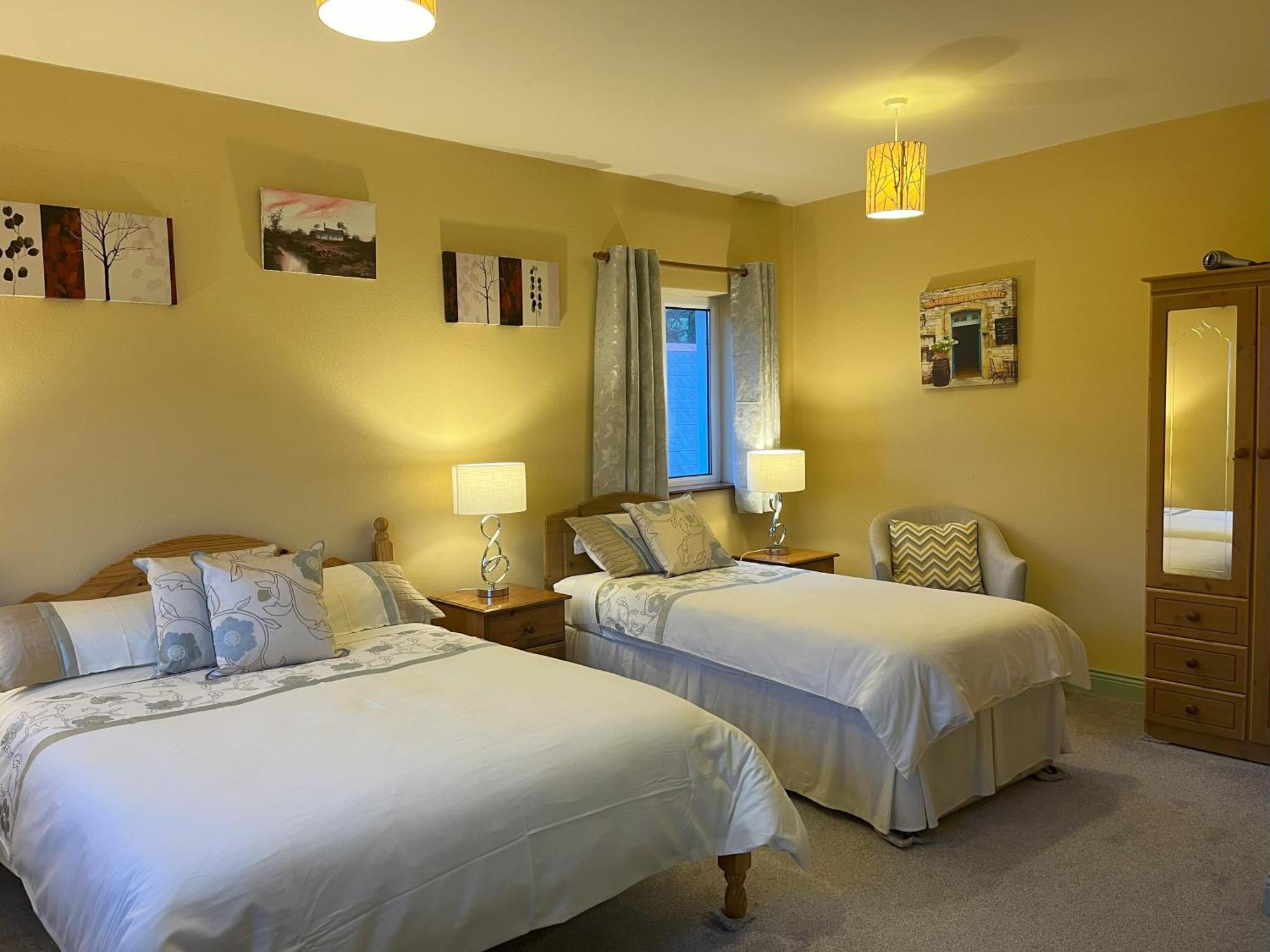 Pk Lodge Bed And Breakfast Скибърийн Екстериор снимка