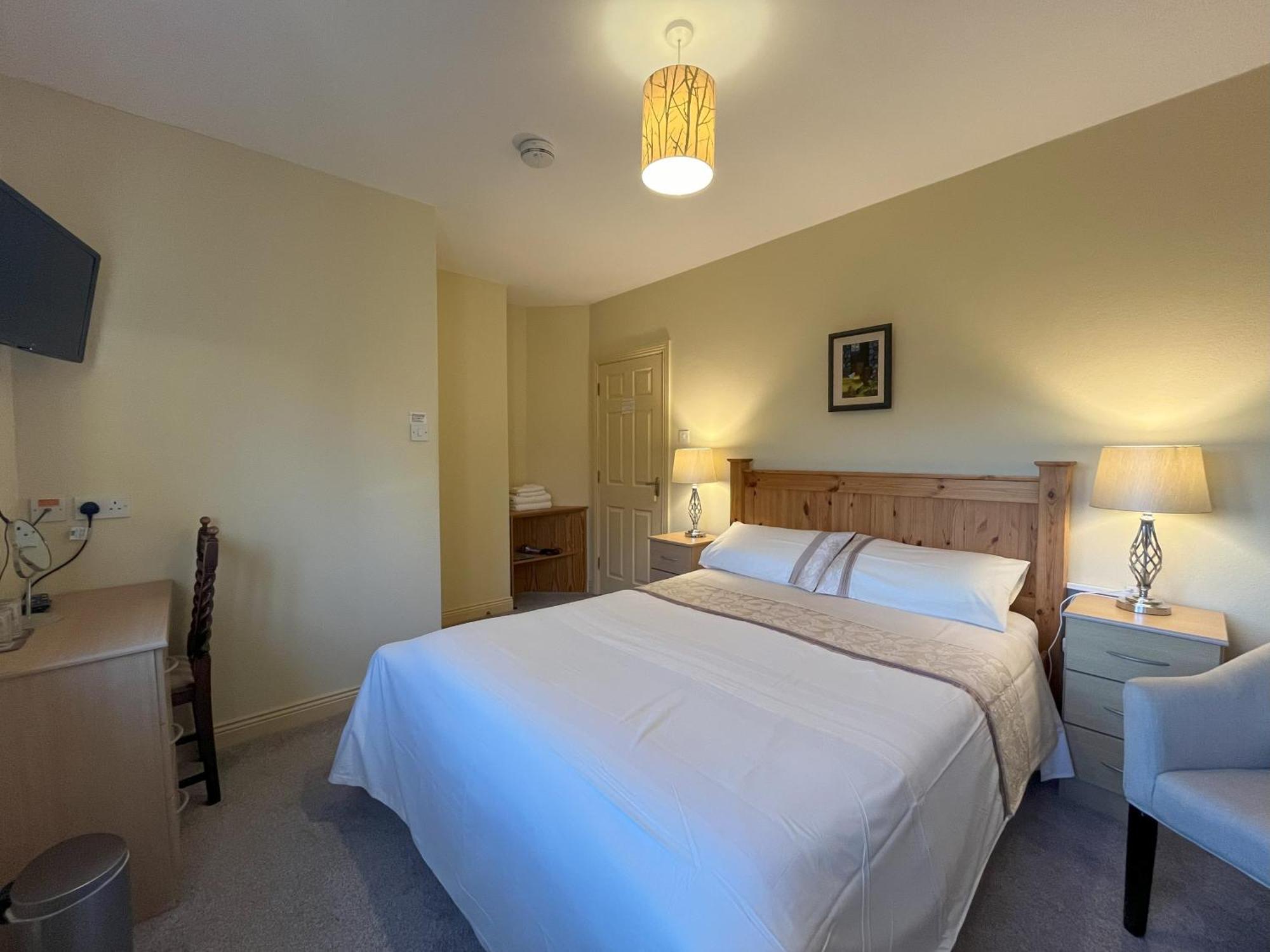Pk Lodge Bed And Breakfast Скибърийн Екстериор снимка