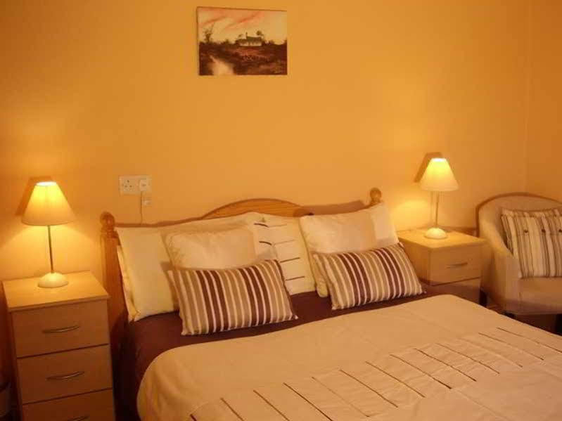 Pk Lodge Bed And Breakfast Скибърийн Екстериор снимка